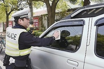 警惕，不按时交违章罚款，小心罚款翻倍！