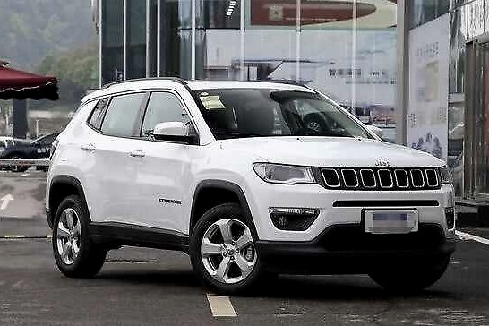 Jeep指南者又又又降价了！现仅10.38万起步，外观霸气硬朗