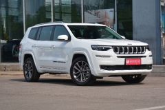 Jeep新款大指挥官上市 售价23.98万起