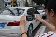 男子假期“蹲点”拍违章，一天2小时，月入过万，不比摆摊香？