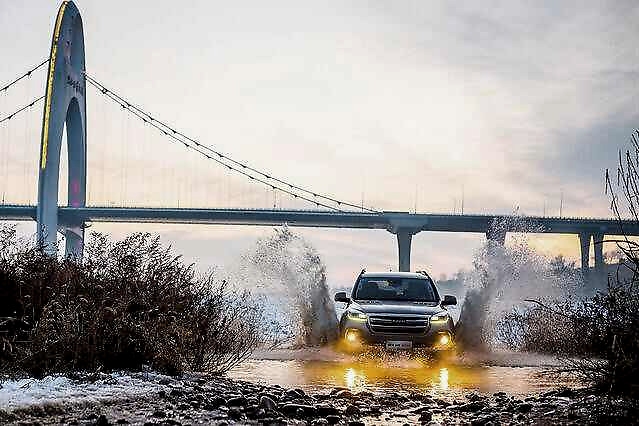 这车比普拉多便宜，还能与普拉多一较高下，可为何却不好卖？