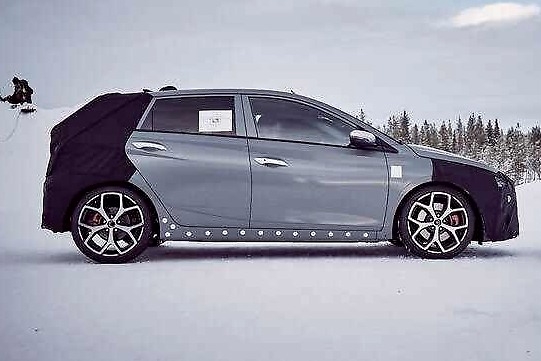 2021款Hyundai i20 N进行极寒天气测试，官方预览图首发