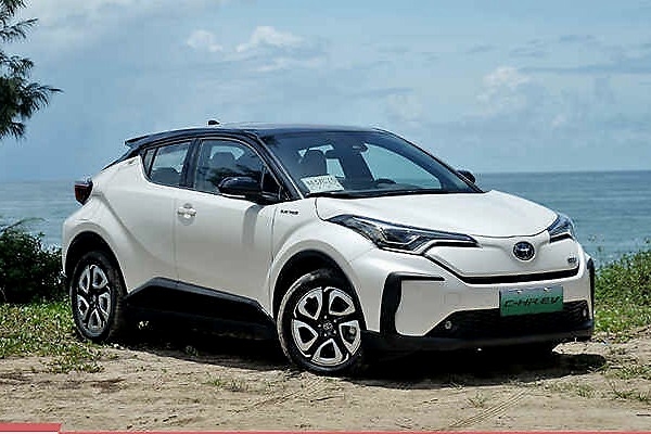 驾驶质感全面提升 试驾广汽丰田C-HR EV