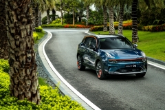 领克06官图抢先看：若以为它是01的新款，你就大错特错了