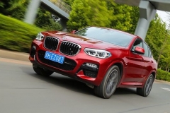 适合年轻奋斗者的车 试宝马X4 xDrive30i