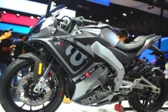 Aprilia GPR 250要凉？国外已经有了RS 250 SP，用的NC250发动机？