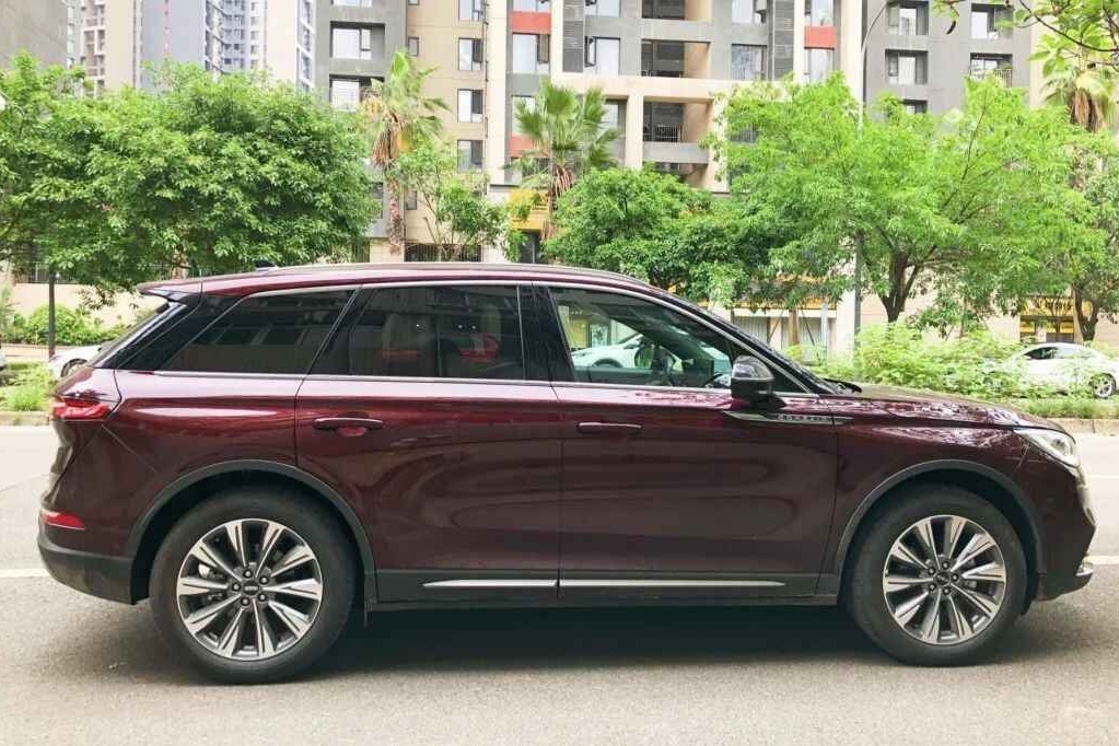 和TA去当“冒险家”，一口气打卡5家网红咖啡店