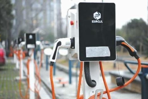 EV晨报 | 2019年乘用车企双积分成绩公布；蔚来6月交付量再创纪录；新款广汽埃安S上市