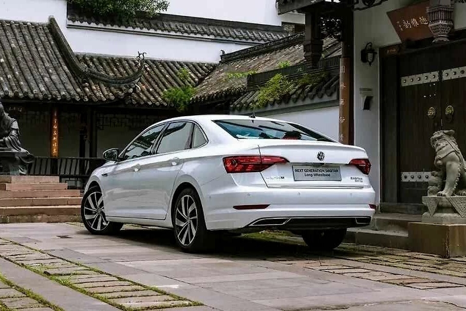 与卡罗拉价位相似，优惠后的大众速腾，更值得购买