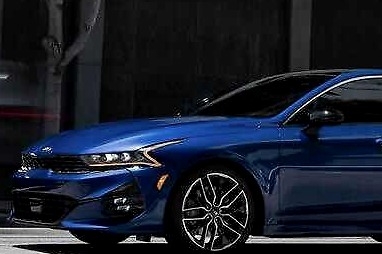 起亚全新K5亮相 颜值、动力大升级 定位为入门级DreamCar