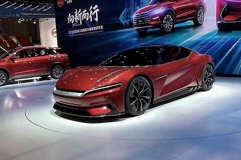 实车体验比亚迪汉EV：比Model 3和小鹏P7更精致，无愧旗舰称号