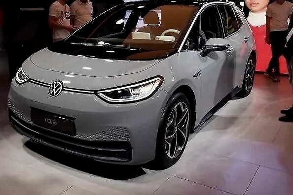 经销商集体炮轰大众：第八代高尔夫质量太差