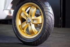 5.28万元，新款Vespa GTS300国内发布，增新配色