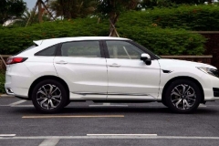 大五座运动豪华SUV：冠道和UR-V谁是王中王？