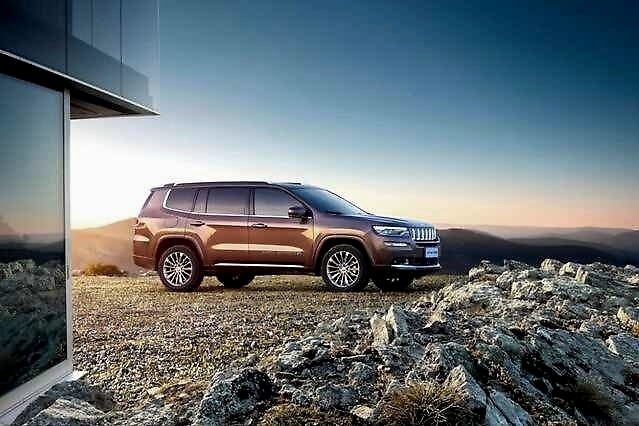 入门版降价4万的七座SUV！新款Jeep大指挥官值不值