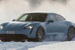 保时捷Taycan将推低续航入门版！6月底公布售价