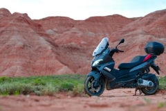 最远续航576.5km，极速147km/h，SR Max250交出了这份答卷