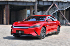 续航605km仅20万出头，比亚迪汉强势来袭，Model3还香吗？