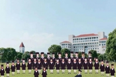 毕业季来场自驾游，长安UNI-T与丰田C-HR谁才是旅行拍档？