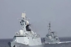 印度获三国舰队支援，中巴海军出动航母群对峙，英法抱怨选错对手