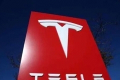比亚迪汉挑衅成功？特斯拉火速拟落地重庆值得国货车警惕