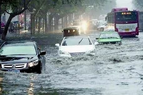 雨季来临，请领取积水路段行车指南