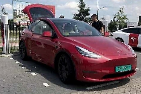 e汽车｜Model Y售价正式下调0.3万美元 成为特斯拉品牌最便宜SUV