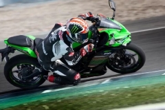 6档达到184km/h，川崎ZX-25R第一视角全方位赛道驾驶