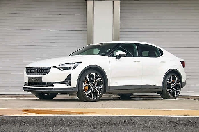 极星2（Polestar 2）来了，但我说它不是特斯拉Model 3的对手