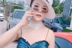 因邻里纠纷，女子开车堵邻居好友车辆，威胁媒体：我姨父是省长