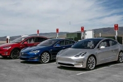 Model 3撑起特斯拉9成销量，纯电高端化是个伪命题