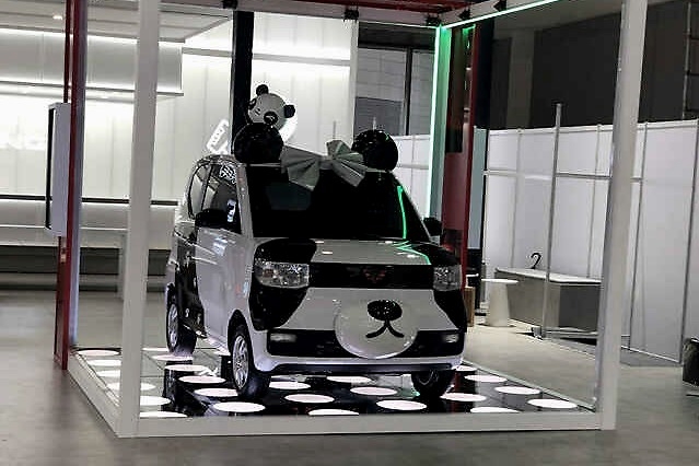 2020成都车展探馆 | 熊猫造型惹人喜爱 五菱宏光MINI EV抵达车展