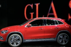 全新GLA SUV领衔，奔驰新生代家族、AMG家族多款新车登陆车展