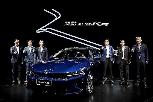 成都车展必看车型之：起亚全新K5 全身没有槽点的神车