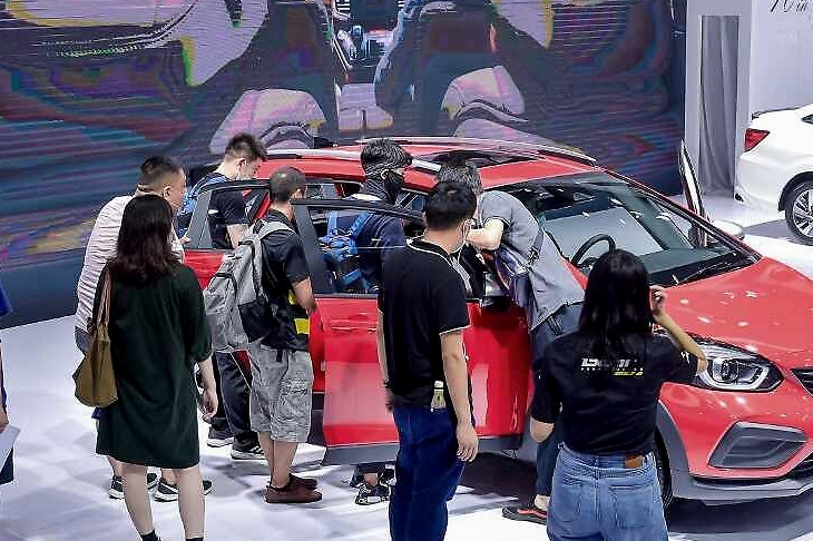众里寻他千百度 成都车展的任务就是看第四代飞度