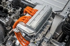 鱼和熊掌不可兼得，劝你买插混的人，最后都偷偷买了电动车？