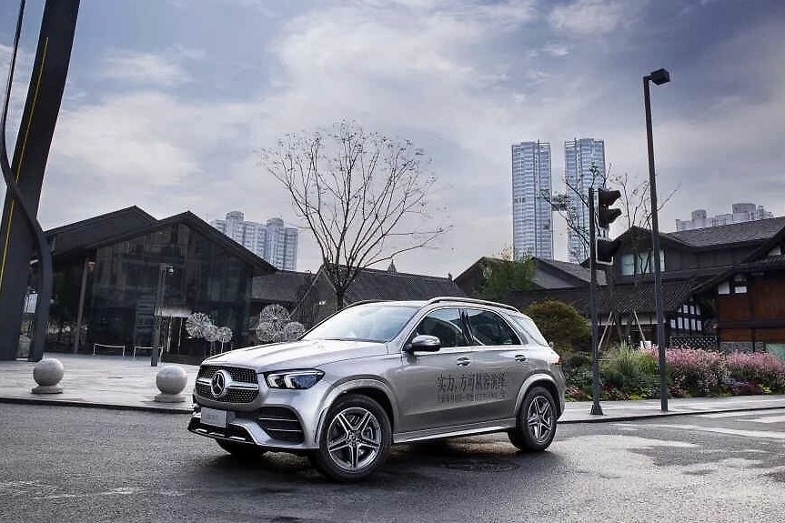 梅赛德斯-奔驰GLE SUV，豪华中大型SUV的蜕变升级之路