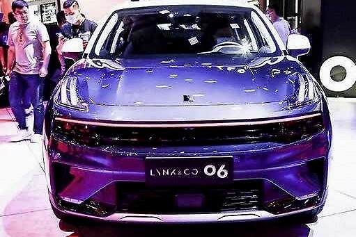 180度底盘透视！540全景影像！领克06“秀技”能力非凡