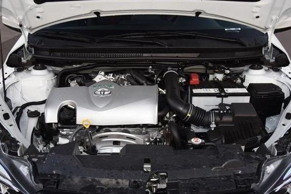 丰田又出新款了！一公里油耗0.3元，保养又便宜，基本10年无大修