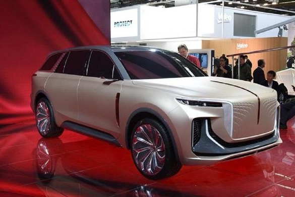 这么多年来，终于有国产车有望有资格对抗宝马X7了