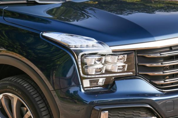 17万多就能买大七座，2.0T爆252马力比汉兰达还出色，配真皮座椅