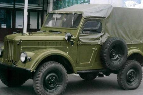 越野车上霸气的外挂备胎设计，为何越来越少了？原来有这么多弊端