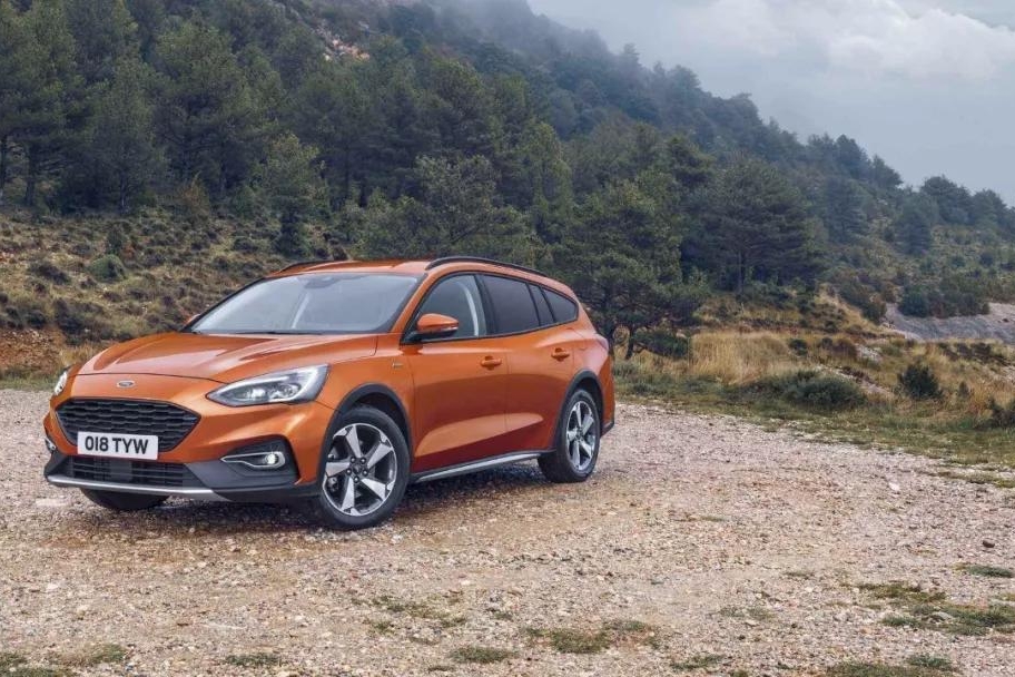 搭载2.7T V6发动机，输出322马力！你愿意为它放弃汉兰达吗？