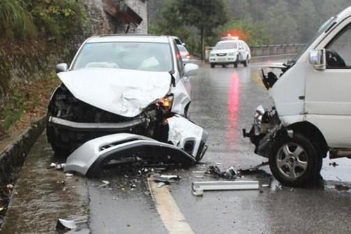 车借给别人开，出事故了，保险公司还会理赔吗？