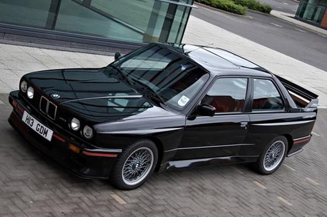 34年的老车卖出百万天价，这些老当益壮的车子，堪称车界硬通货