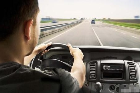 从驾校带出来的4个坏习惯，你有吗？新手司机：还好改掉了