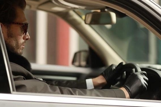 老司机提醒：这五种开车方式，可能会让车子更费油