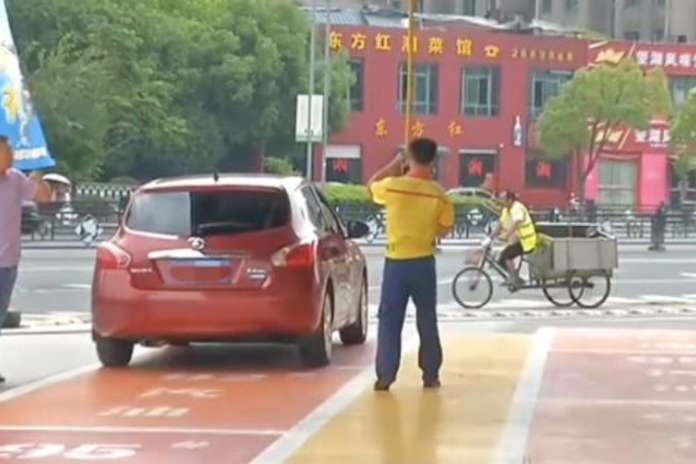空中加油是种什么体验？全国首座悬空加油站现身湖州