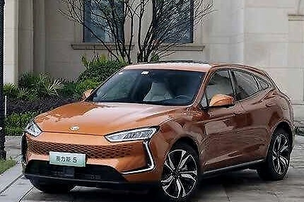 扭矩高达1040牛米的增程电动，赛力斯SF5发布运动版车型