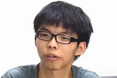 另辟财路? 黄之锋筹钱请保镖, 网友: “港独”的钱花完了?